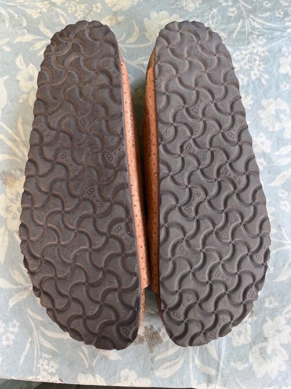 Birkenstock Arizona burnt orange suede embossed sandals - Picture 13 of 13